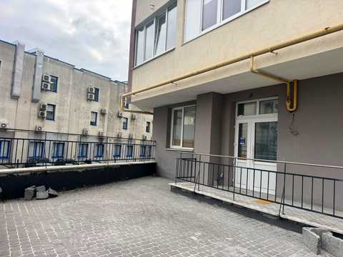 комерційна за адресою Угорська вул., 14-Е