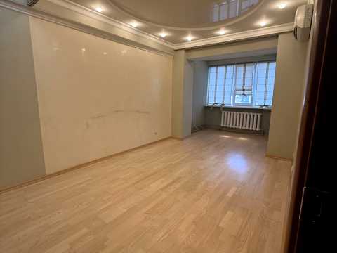 квартира за адресою Паркова вул., 45