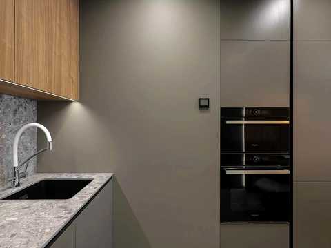 квартира за адресою Салютна вул., 2к18