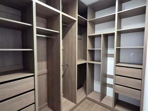 квартира за адресою Височана вул., 18 к18