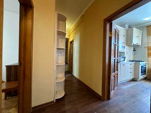 квартира за адресою Михайла Грушевського вул., 28/2