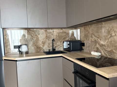 квартира за адресою Краснова вул., 1-В