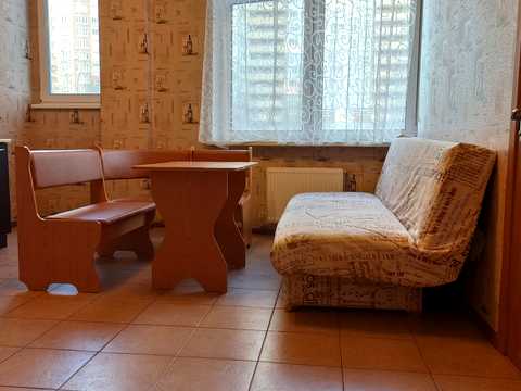 квартира за адресою Анни Ахматової вул., 22