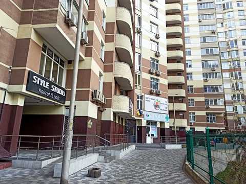 квартира за адресою Анни Ахматової вул., 22