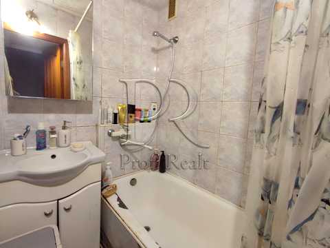 квартира за адресою Київ, Райдужна вул., 3-А