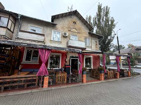 комерційна за адресою Перемоги вул., 22