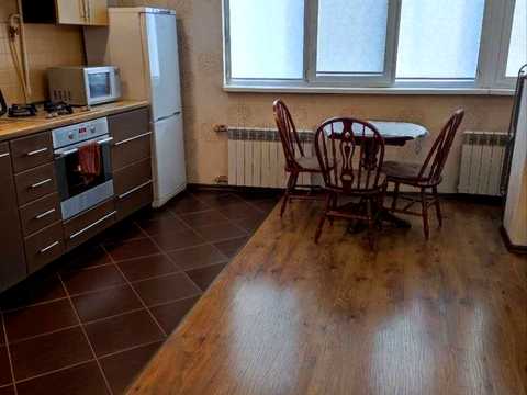 квартира за адресою Златопільська вул., 3