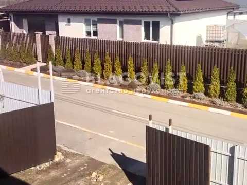 будинок за адресою Янтарна вул., 11