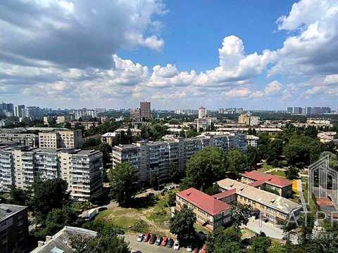 квартира за адресою Олени Теліги вул., 25