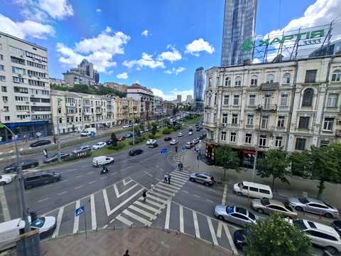 квартира за адресою Басейна вул., 10