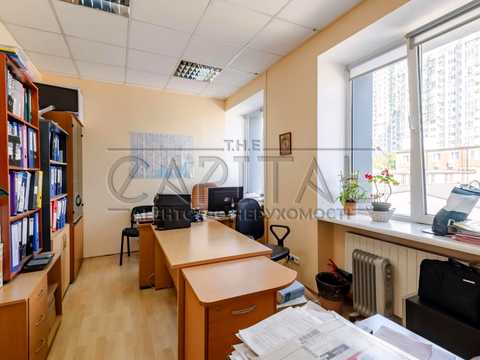 комерційна за адресою Генерала Шаповала вул. (Механізаторів), 1
