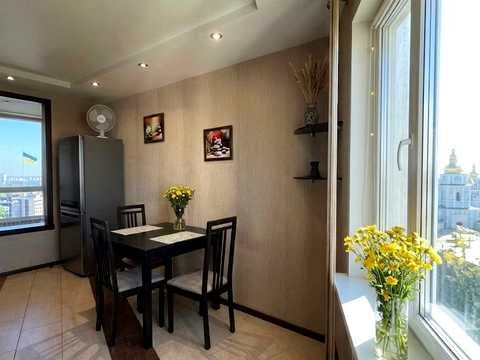 квартира за адресою Урлівська вул., 20
