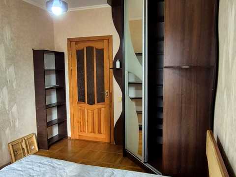 квартира за адресою Митрополита Андрея Шептицького вул. (Анатолія Луначарського), 3