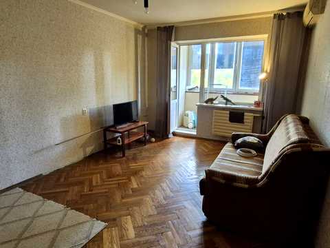 квартира за адресою Митрополита Андрея Шептицького вул. (Анатолія Луначарського), 3