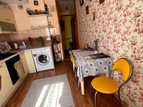 квартира за адресою Ужгород, Героїв 101-ї Бригади вул., 5