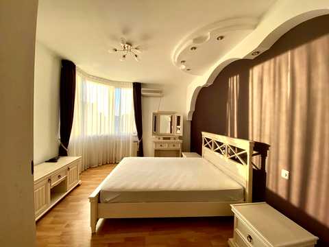 квартира за адресою Миколи Бажана просп., 1-М