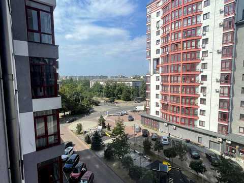 квартира за адресою Василя Симоненка вул., 20