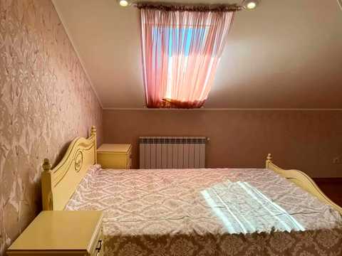 квартира по адресу Вишнева ул. (Поліни Осипенко), 4