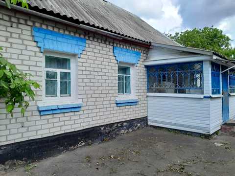 дом по адресу Центральна, 38