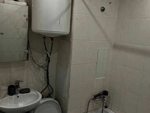 квартира за адресою Захисників України вул. (1-го Травня), 2