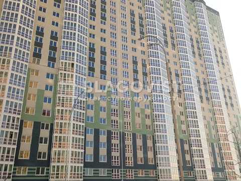 квартира за адресою Софії Русової вул., 7