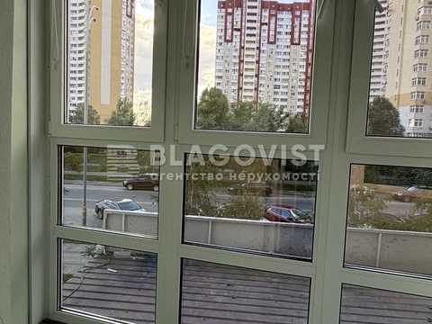 квартира за адресою Софії Русової вул., 7