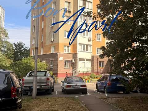 квартира за адресою Драгоманова вул., 1-Б