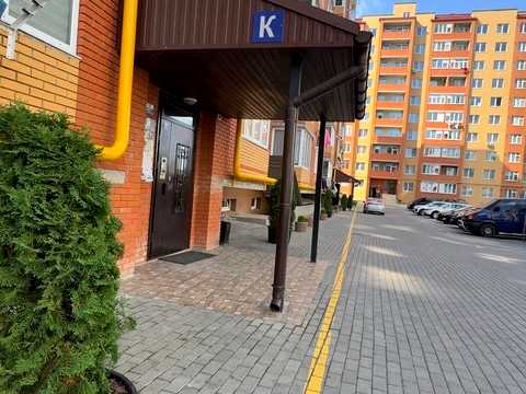 квартира за адресою Нижня Берегова вул., (Будинок 1)