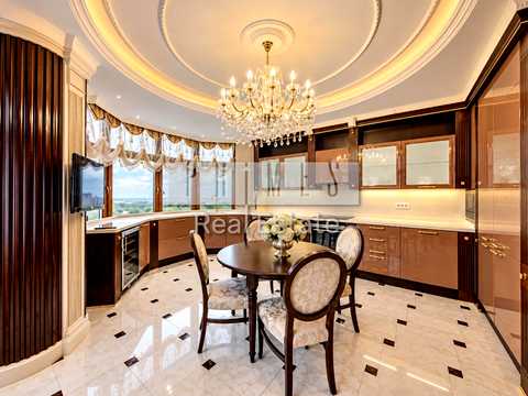 квартира по адресу Кловский спуск, 5