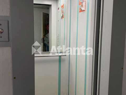 квартира по адресу Князя Владимира Великого просп., 140