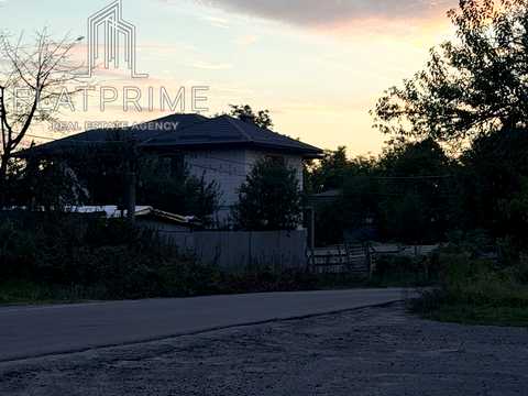 участок по адресу Садова ул.