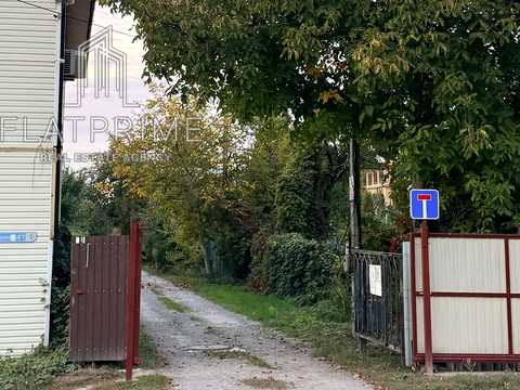 участок по адресу Садова ул.