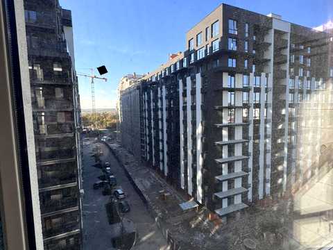 квартира за адресою Романа Левицького вул., 4
