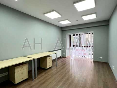 комерційна за адресою Олеся Гончара вул., 79