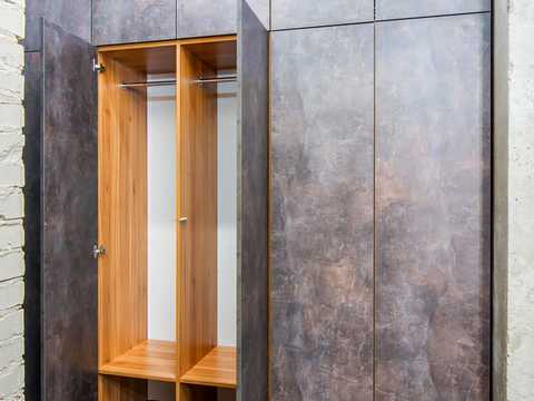 комерційна за адресою Джона Маккейна вул. (Івана Кудрі), 26