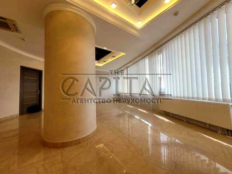 комерційна за адресою Кловський узвіз, 7