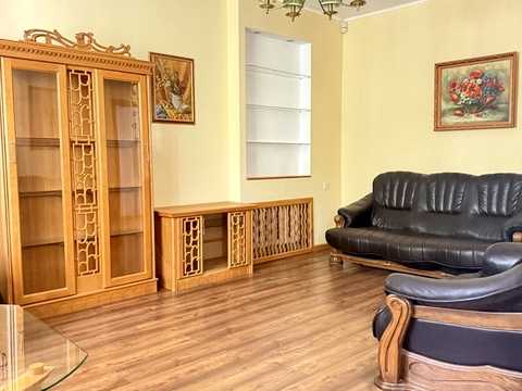 квартира за адресою Лабораторна вул., 37/33
