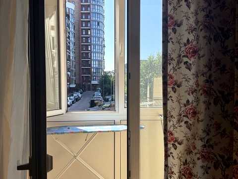 квартира за адресою Лабораторна вул., 37/33