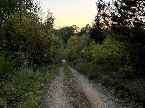 ділянка за адресою Зарічна вул.