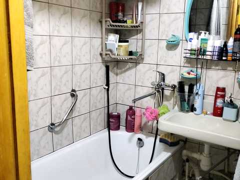 квартира за адресою Космонавта Поповича вул. (Космонавта Волкова), 8