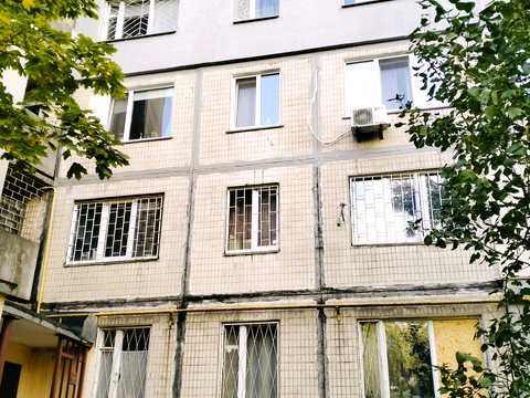 квартира за адресою Космонавта Поповича вул. (Космонавта Волкова), 8