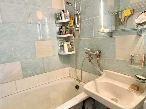 квартира по адресу Новокрымская ул., 5