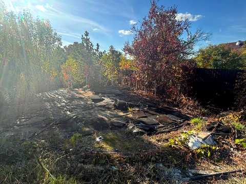 участок по адресу с. Петрушки, Затишний