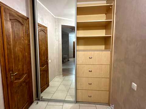 квартира за адресою Вишняківська вул., 9