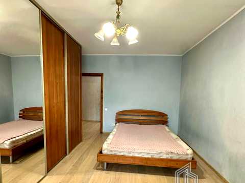 квартира за адресою Вишняківська вул., 9