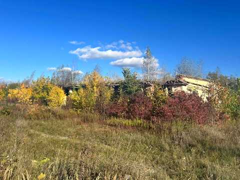 комерційна за адресою с. Білокриниця, Військова, 33-37