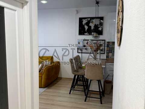 квартира за адресою Регенераторна вул., 4 к16