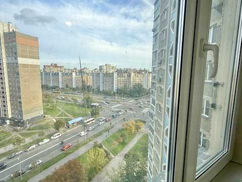 квартира за адресою Драгоманова вул., 14
