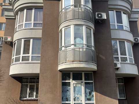 коммерческая по адресу Василия Симоненко ул., 5