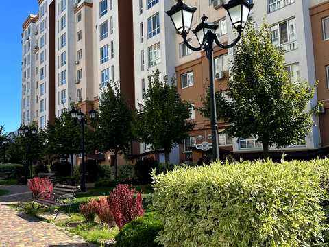квартира за адресою Героїв Небесної Сотні просп., 32